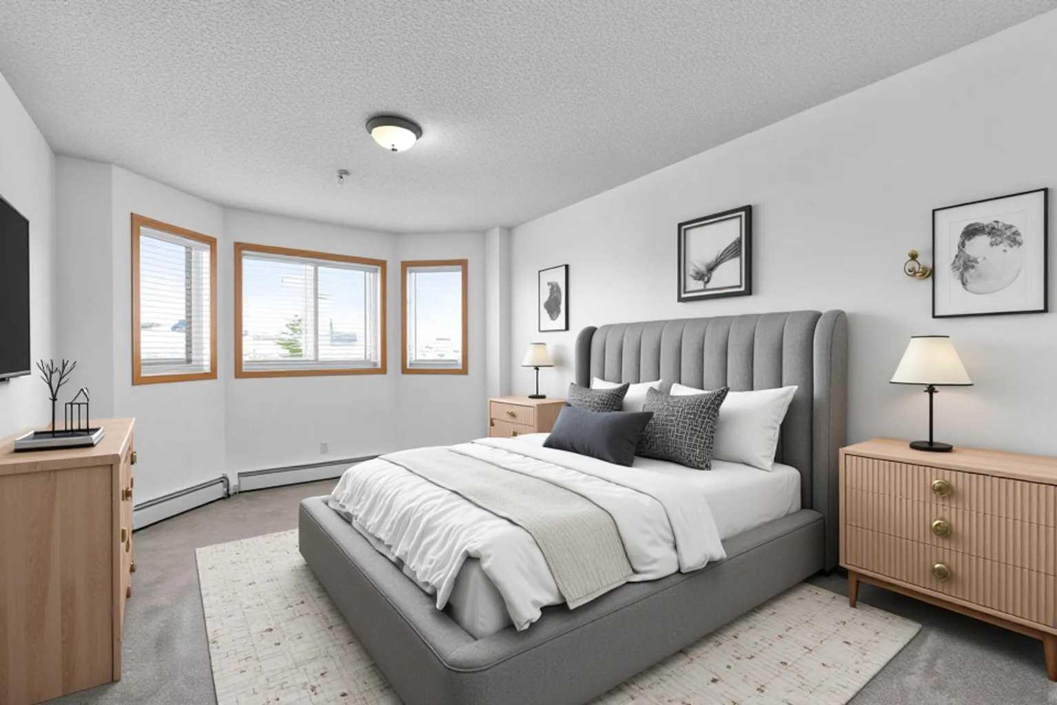 218, 92 Saddletree Court NE