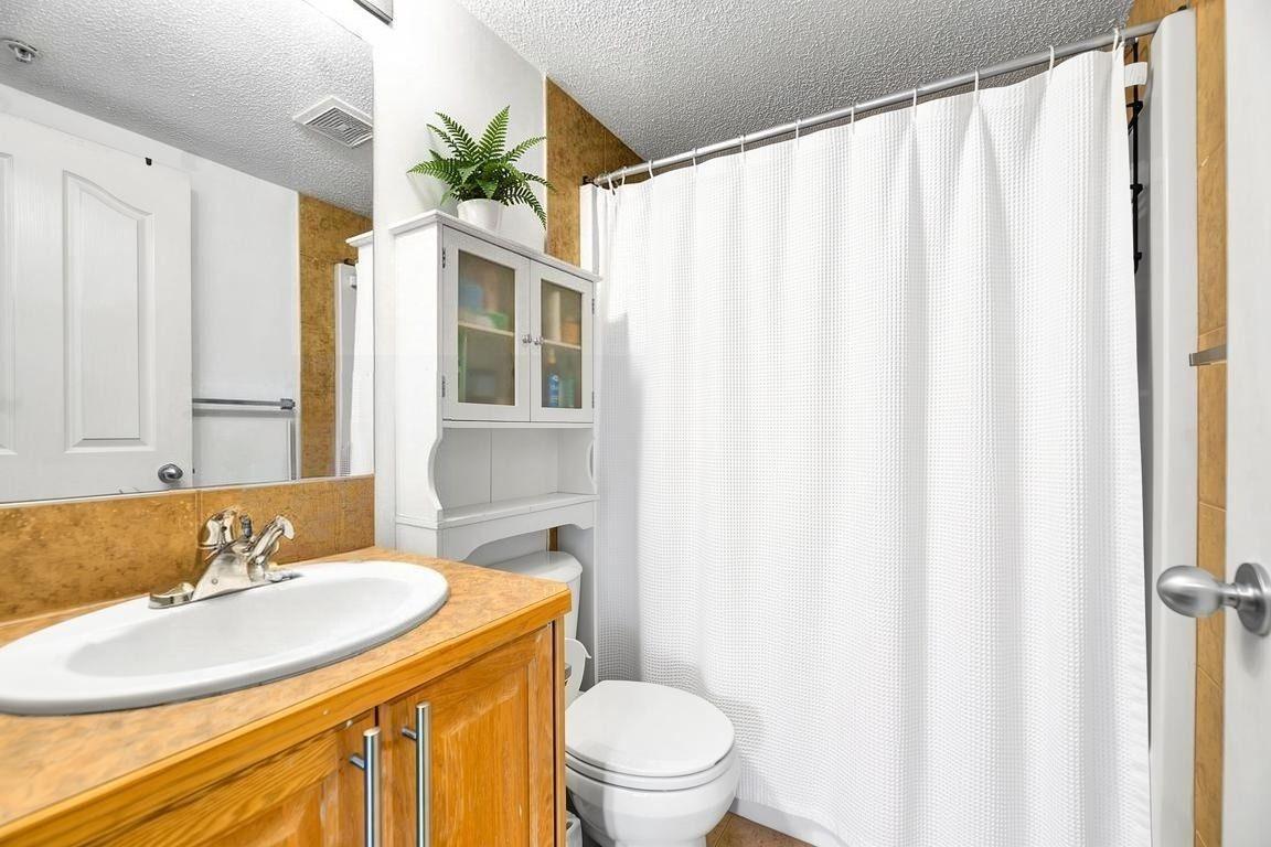 218, 92 Saddletree Court NE