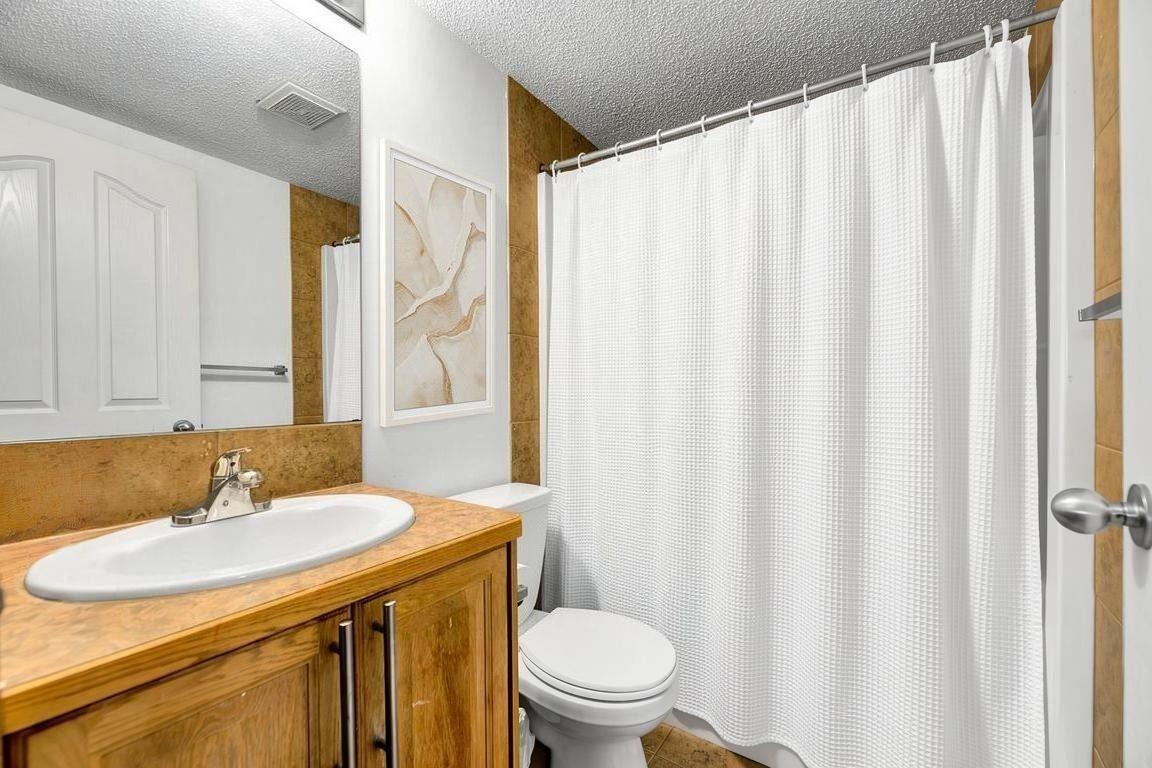 218, 92 Saddletree Court NE