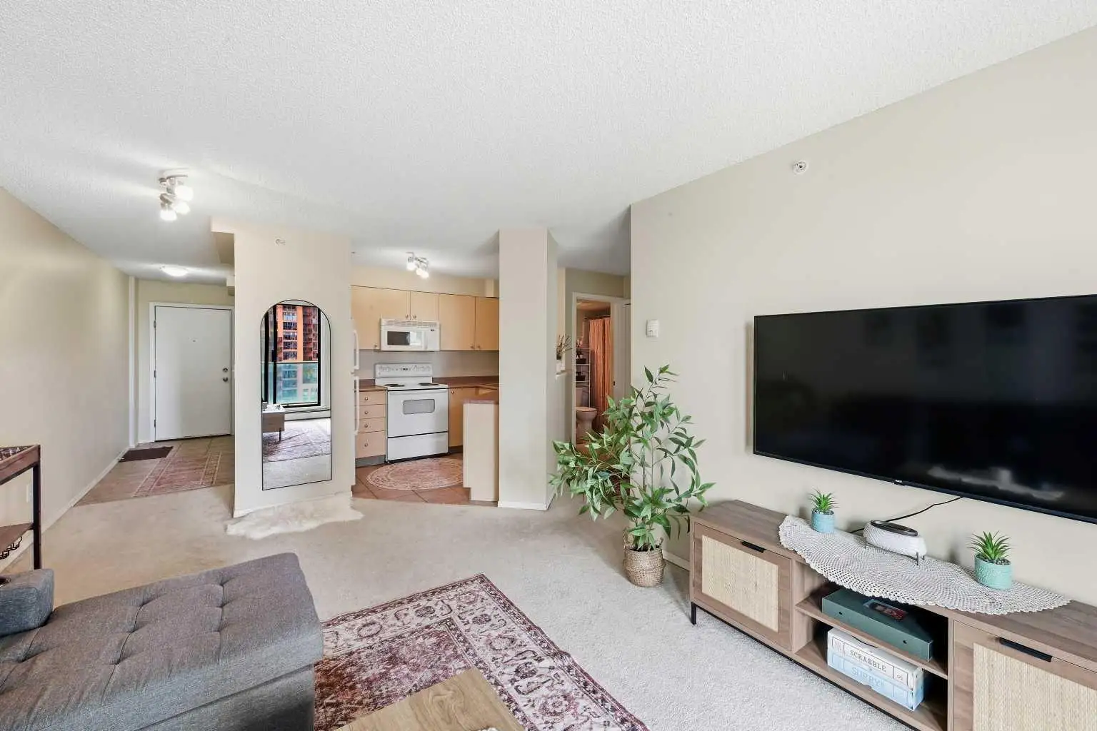1407, 1111 6 Avenue SW
