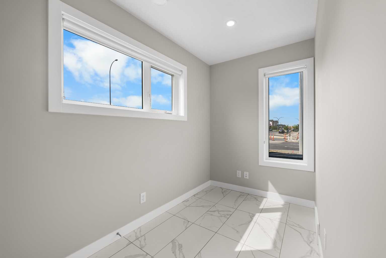 615 Evanston Link NW