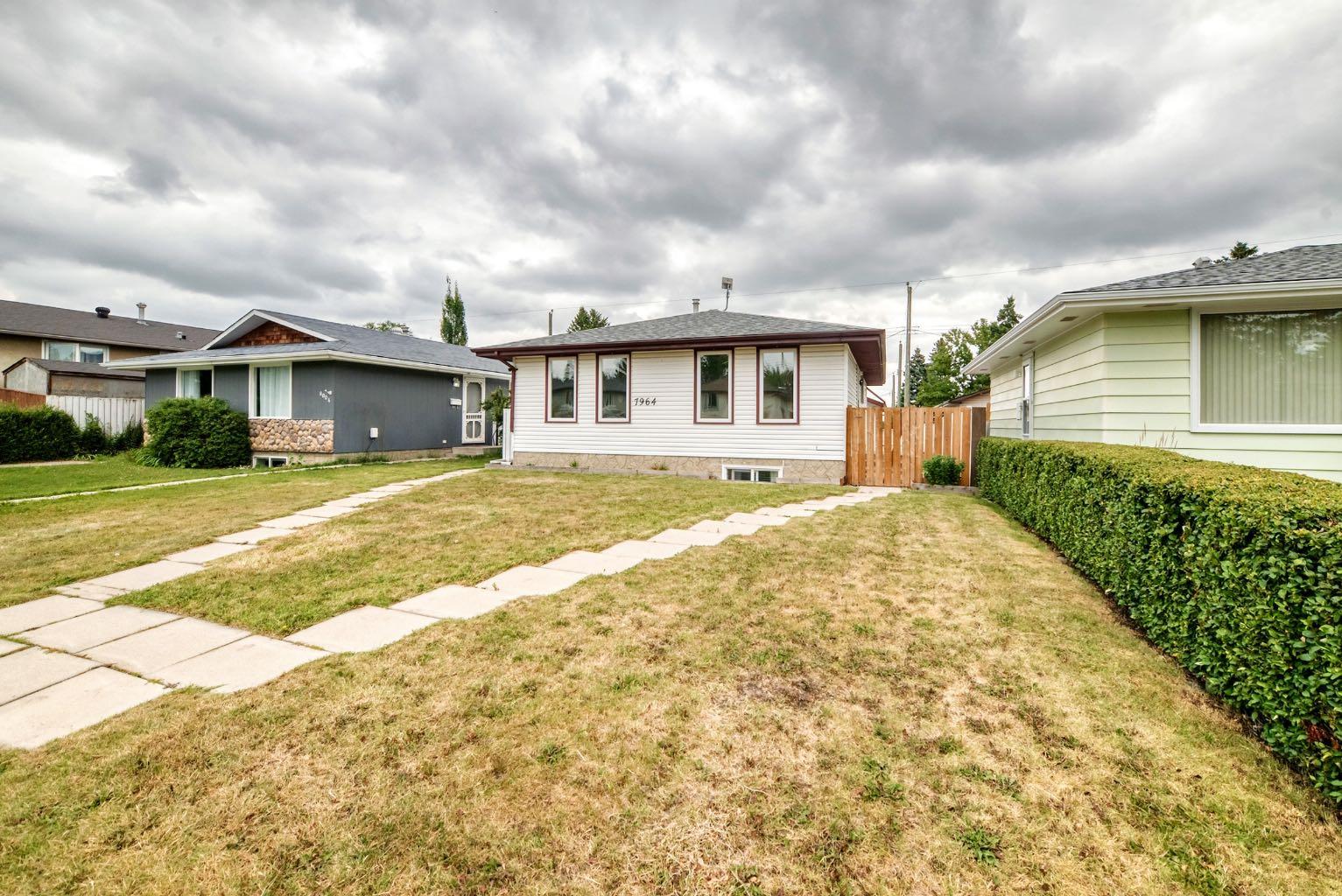 7964 Huntington Road NE