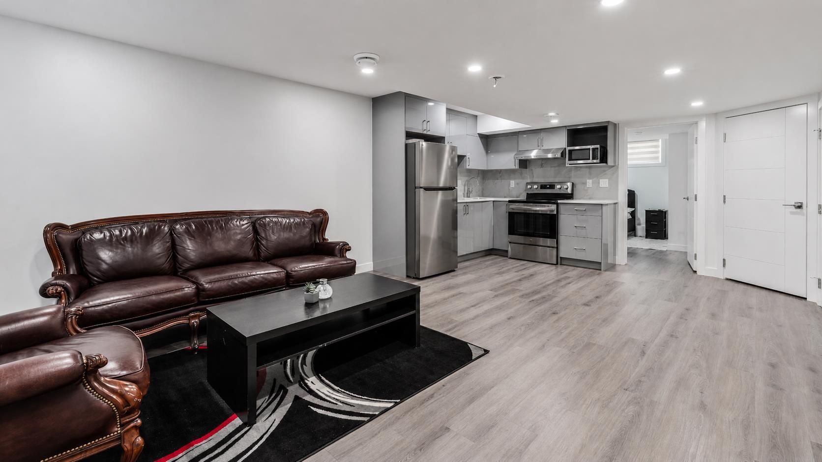 87 Corner Meadows Grove NE