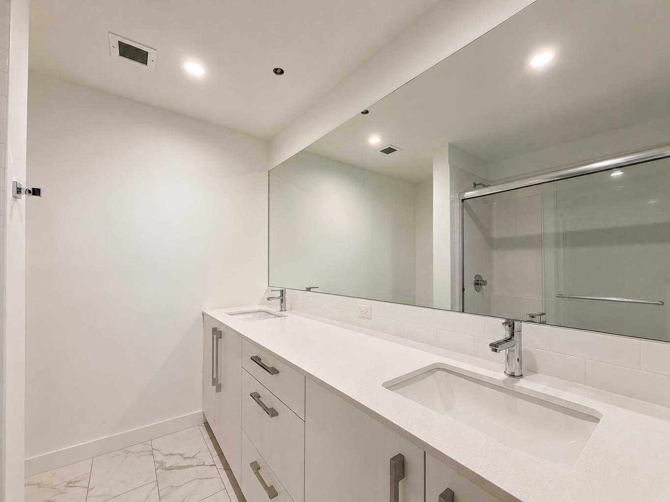 1614, 60 Skyview Ranch Road NE