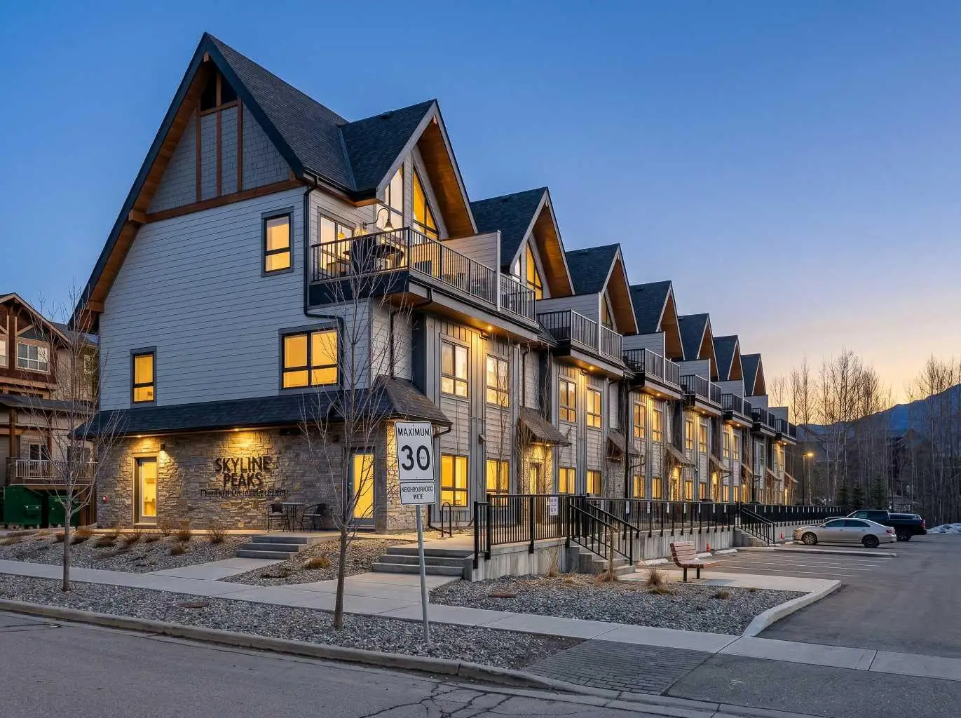 207, 105 Kananaskis Way 