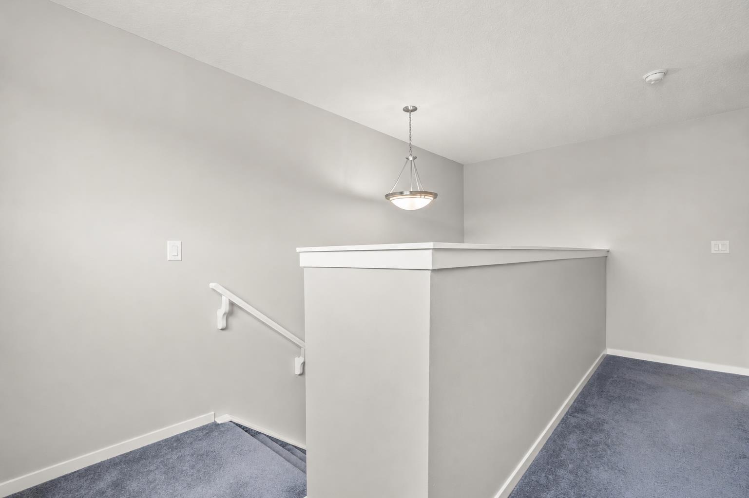 260 Carringham Way NW