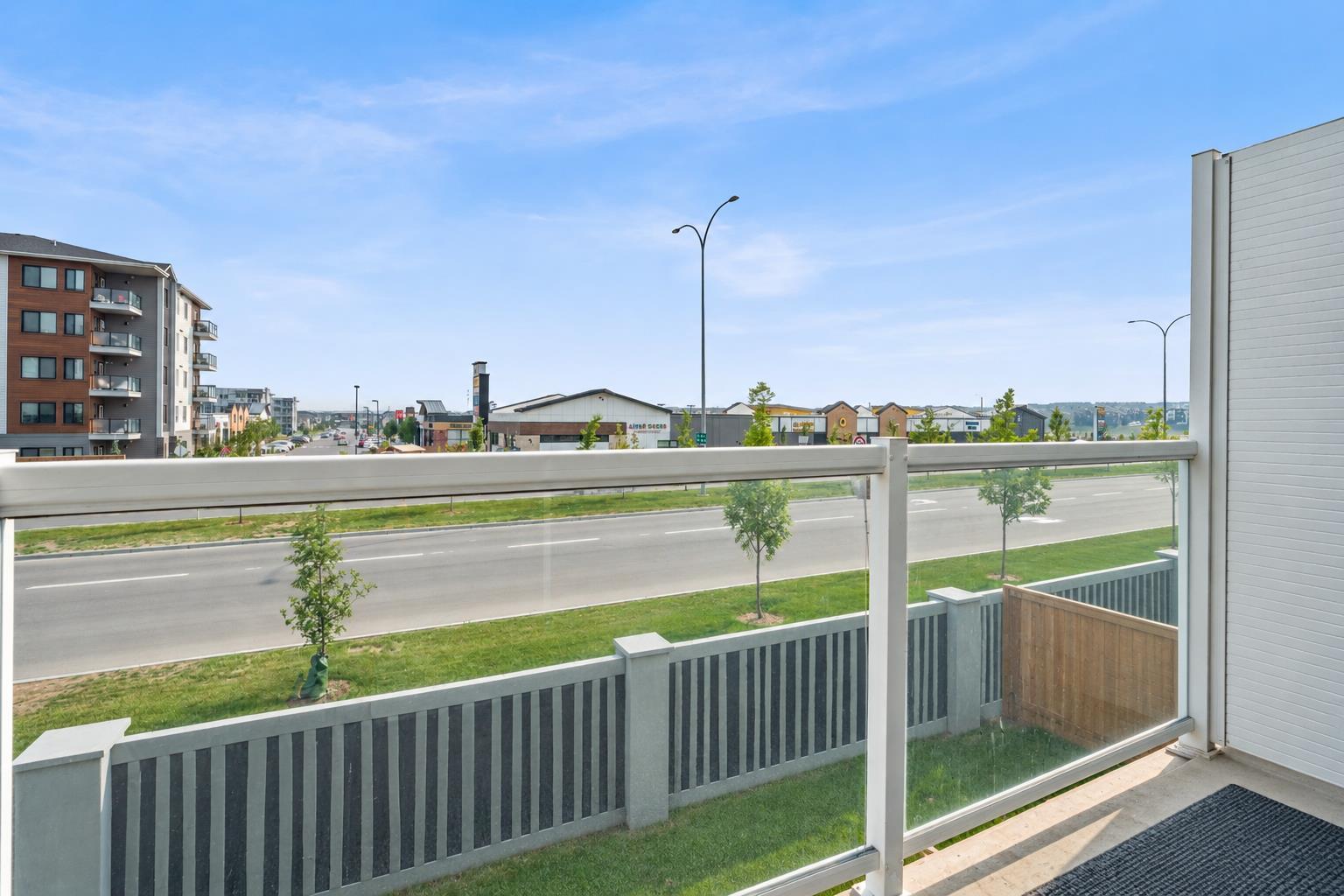 260 Carringham Way NW