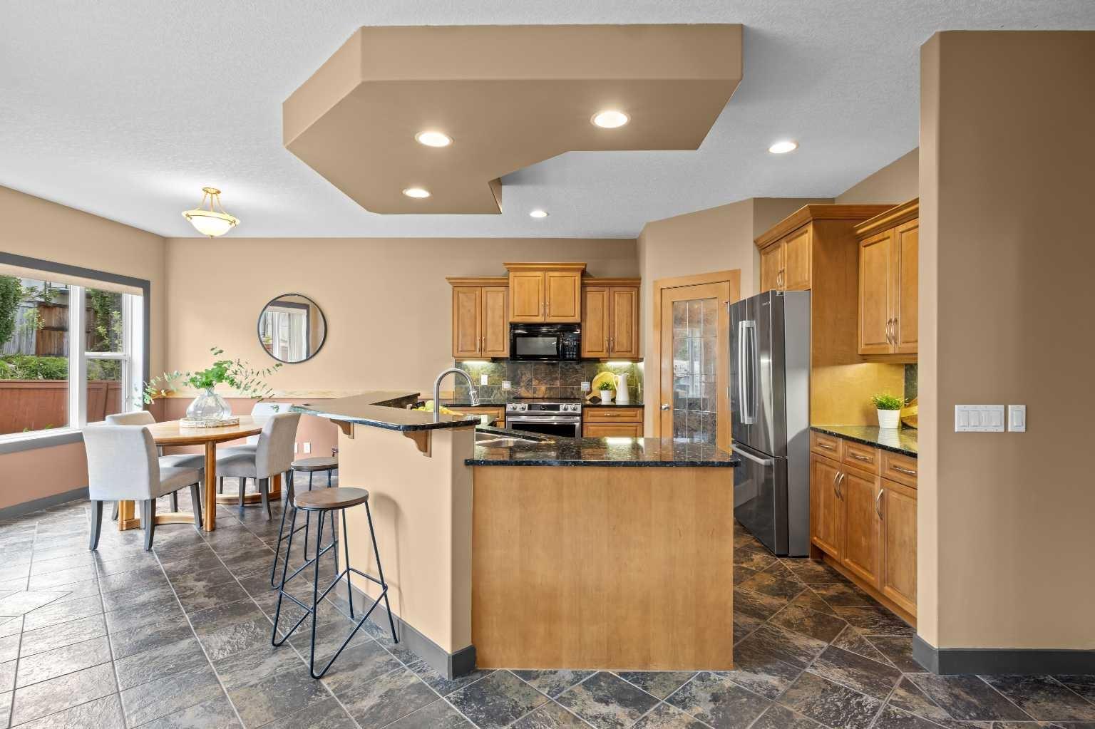 139 Tuscany Ridge Close NW