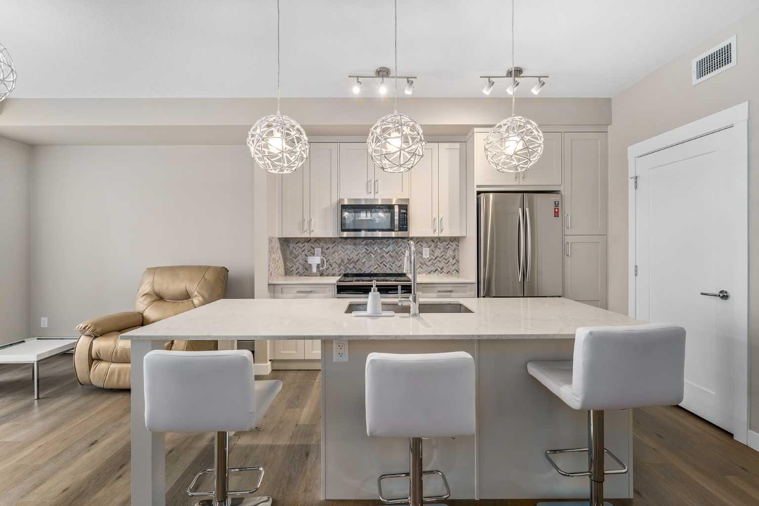 410, 35 Walgrove Walk SE