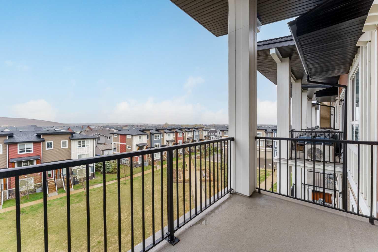 410, 35 Walgrove Walk SE