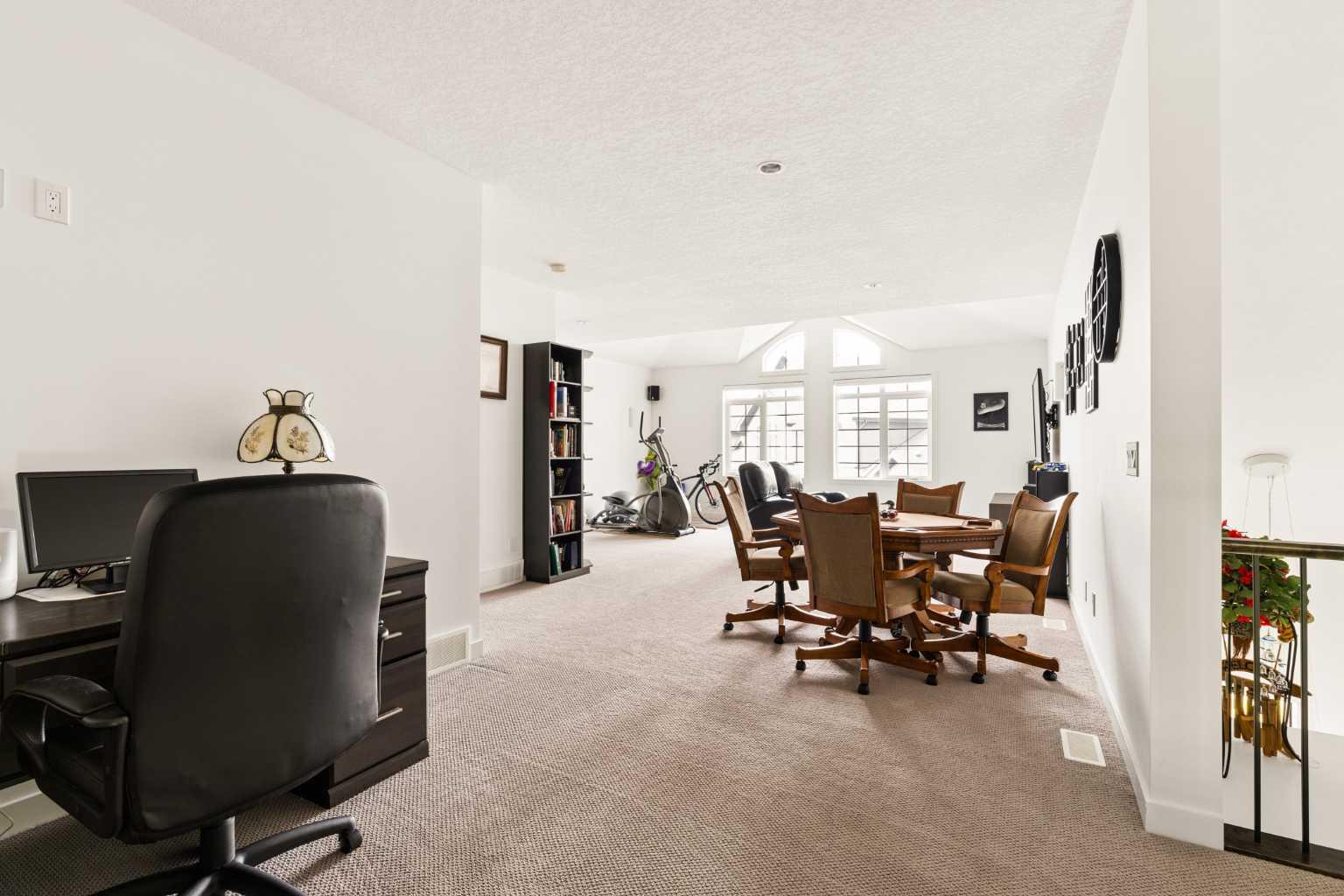 25 Quarry Common SE