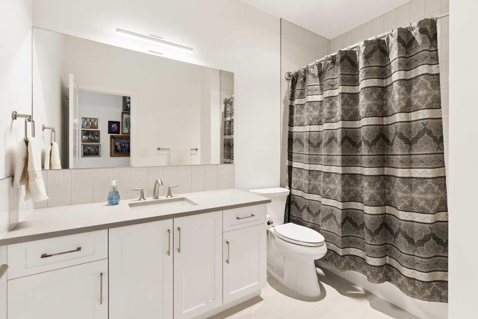 25 Quarry Common SE