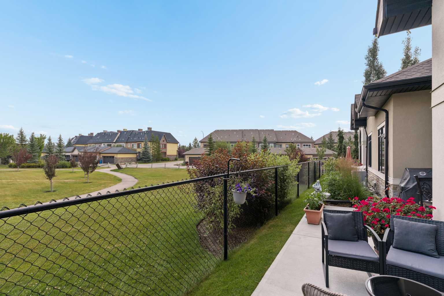 25 Quarry Common SE