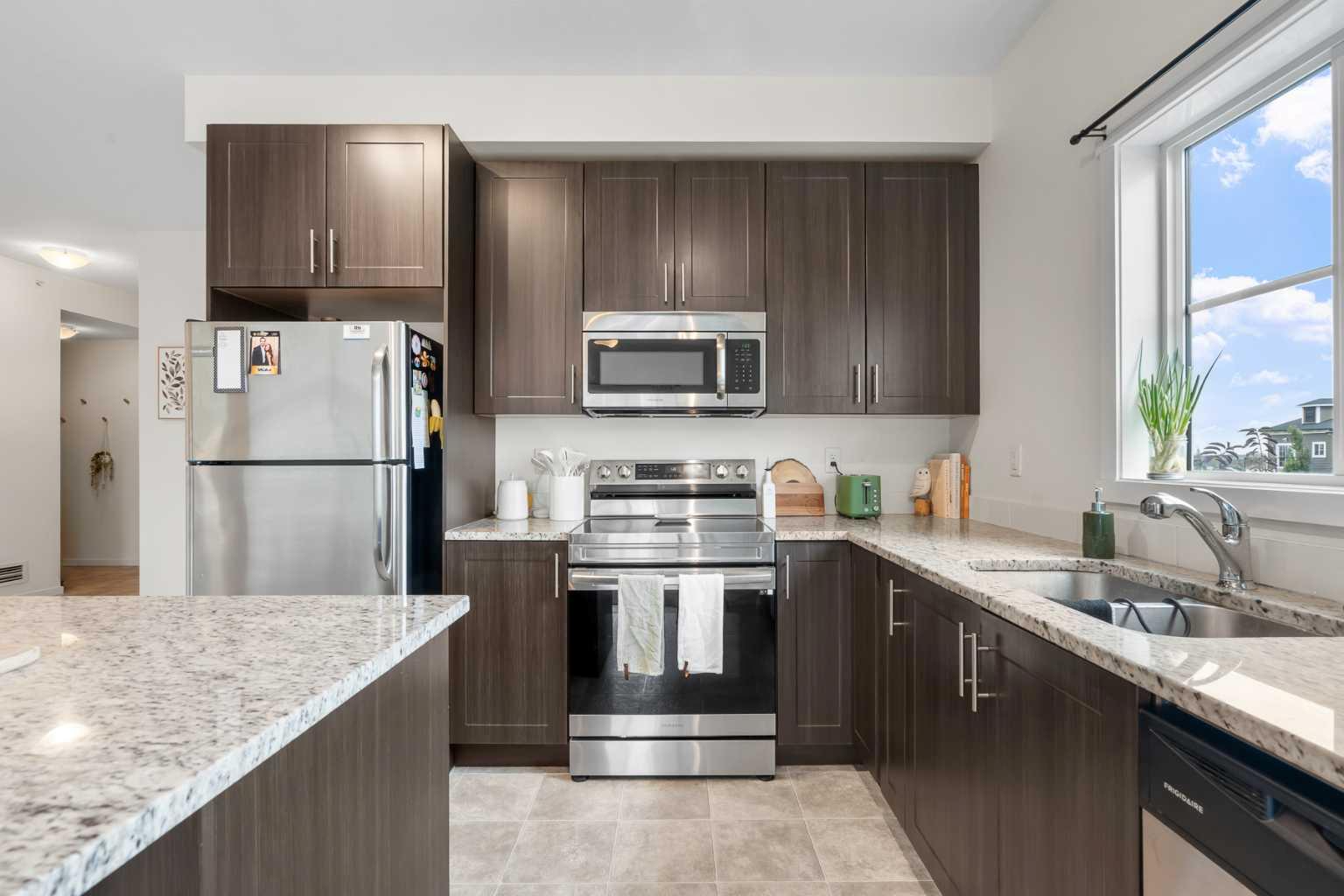 4418, 99 Copperstone Park SE