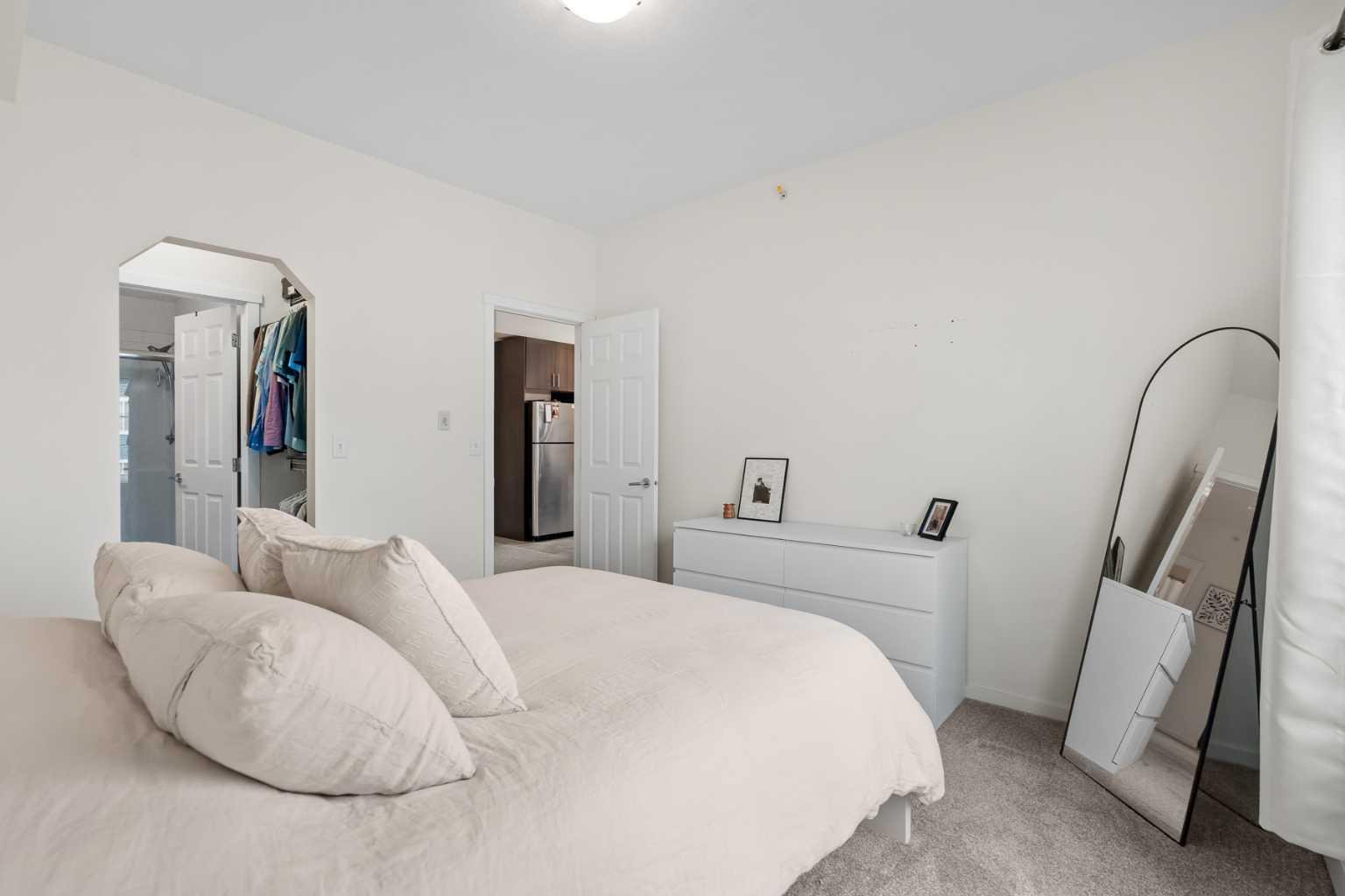 4418, 99 Copperstone Park SE