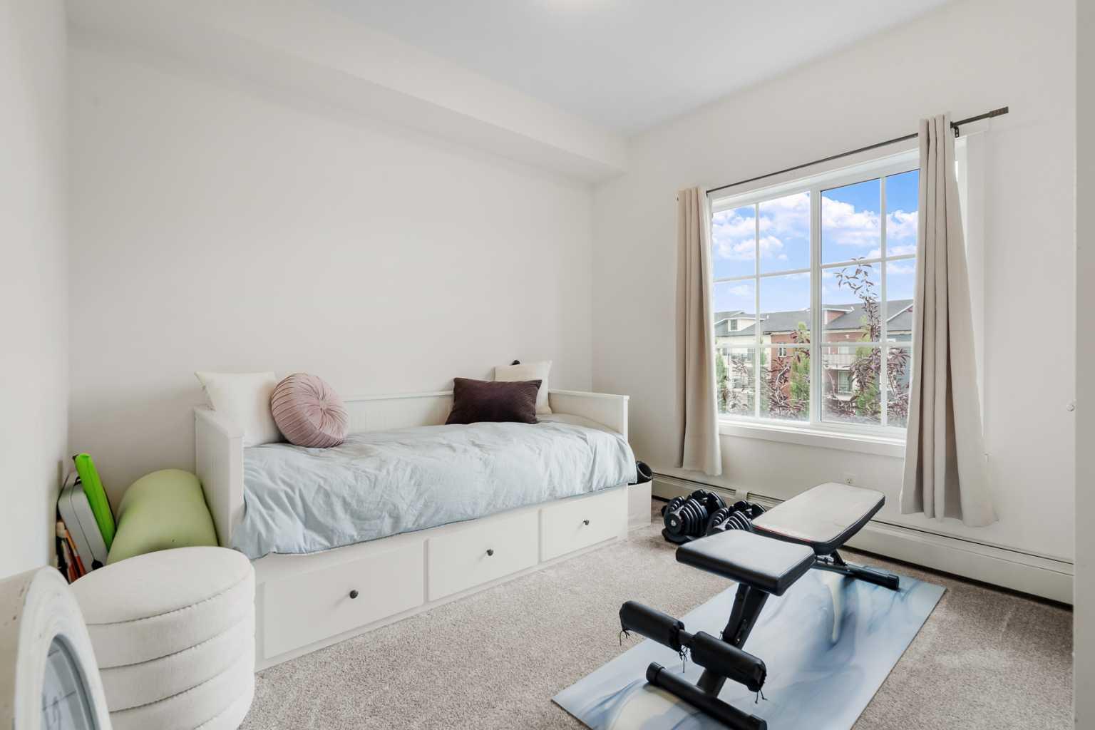 4418, 99 Copperstone Park SE