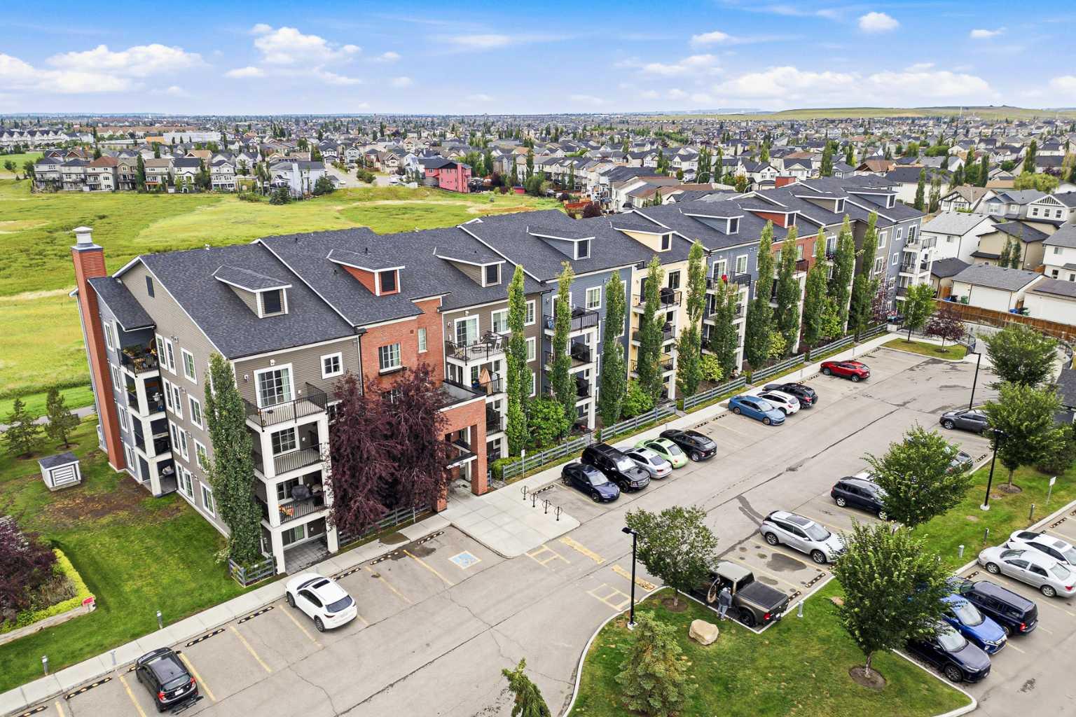 4418, 99 Copperstone Park SE