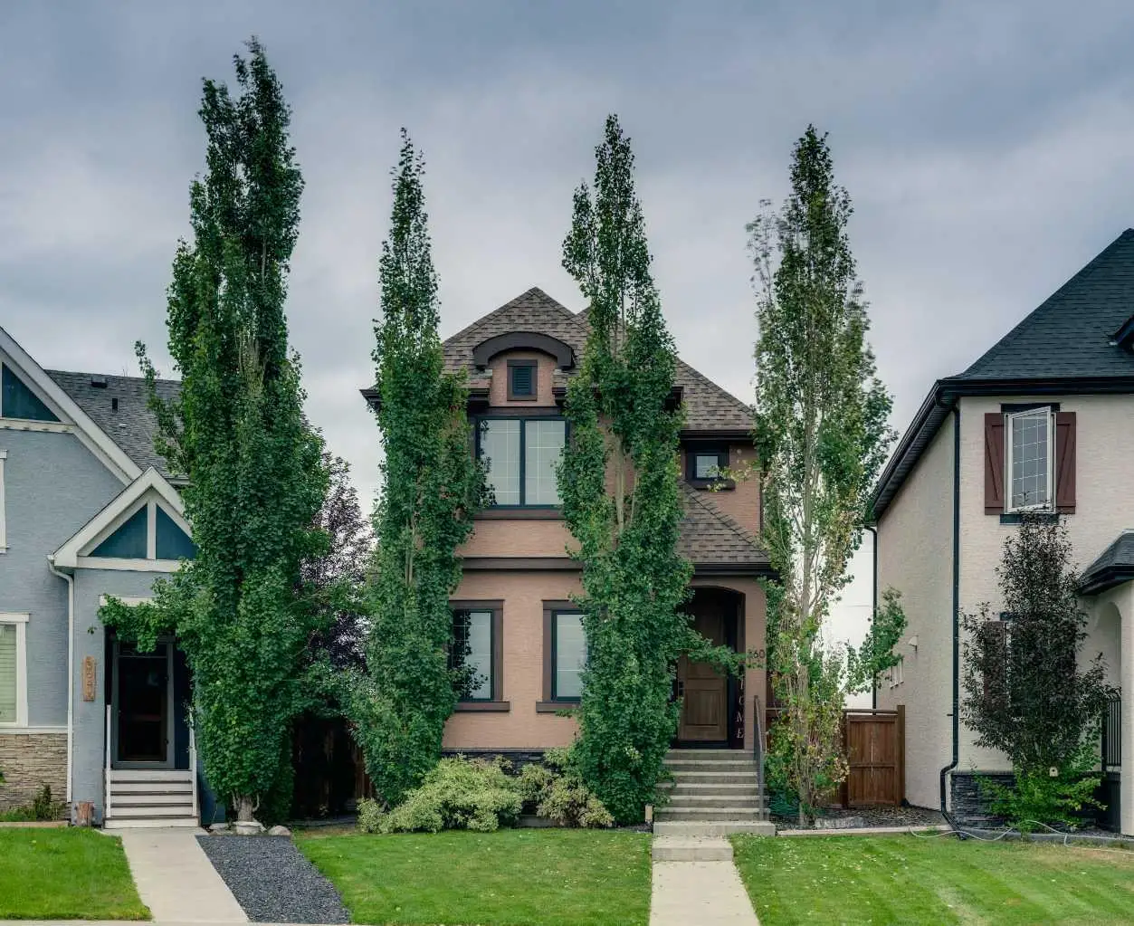 360 Marquis Heights SE