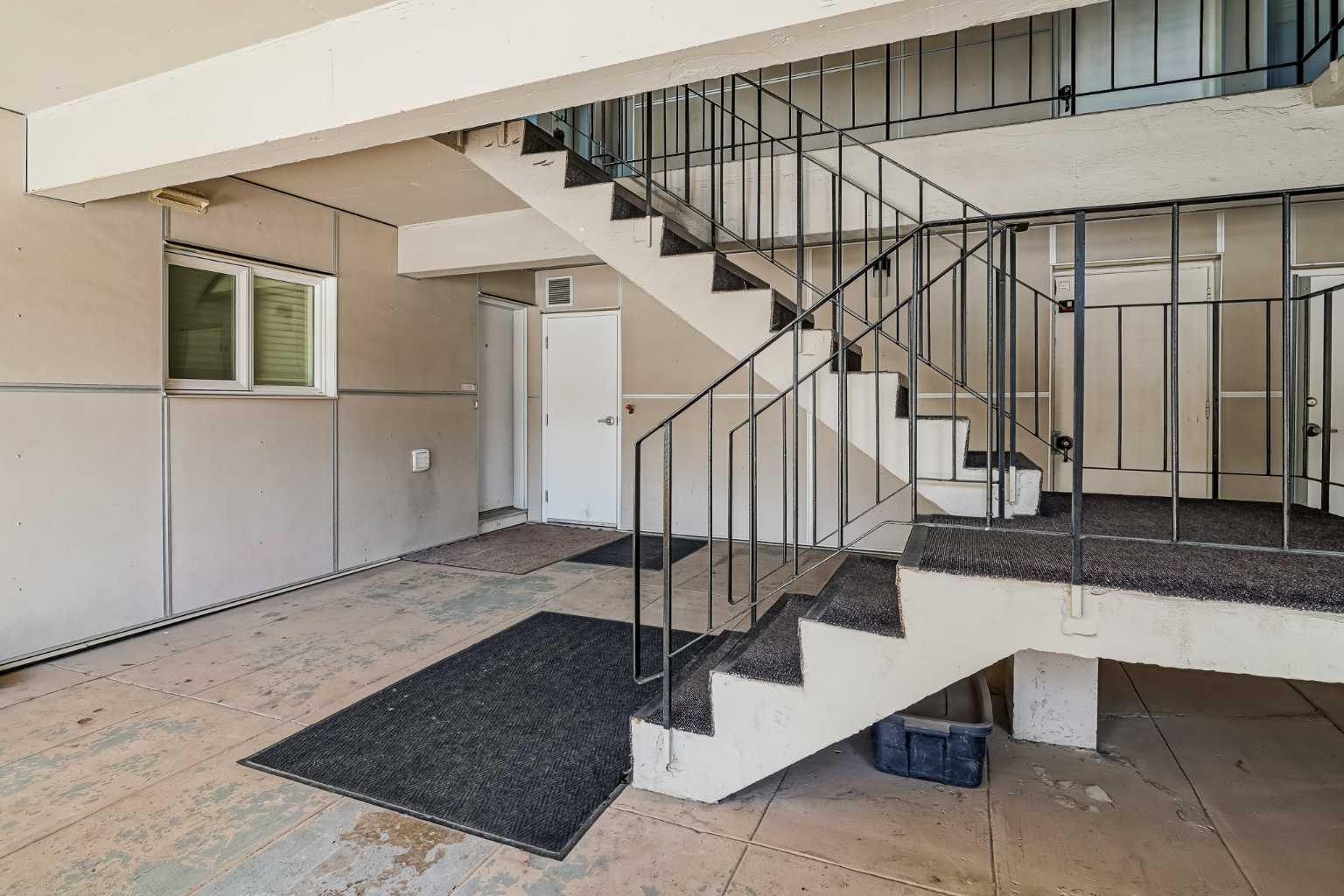 113, 6919 Elbow Drive SW