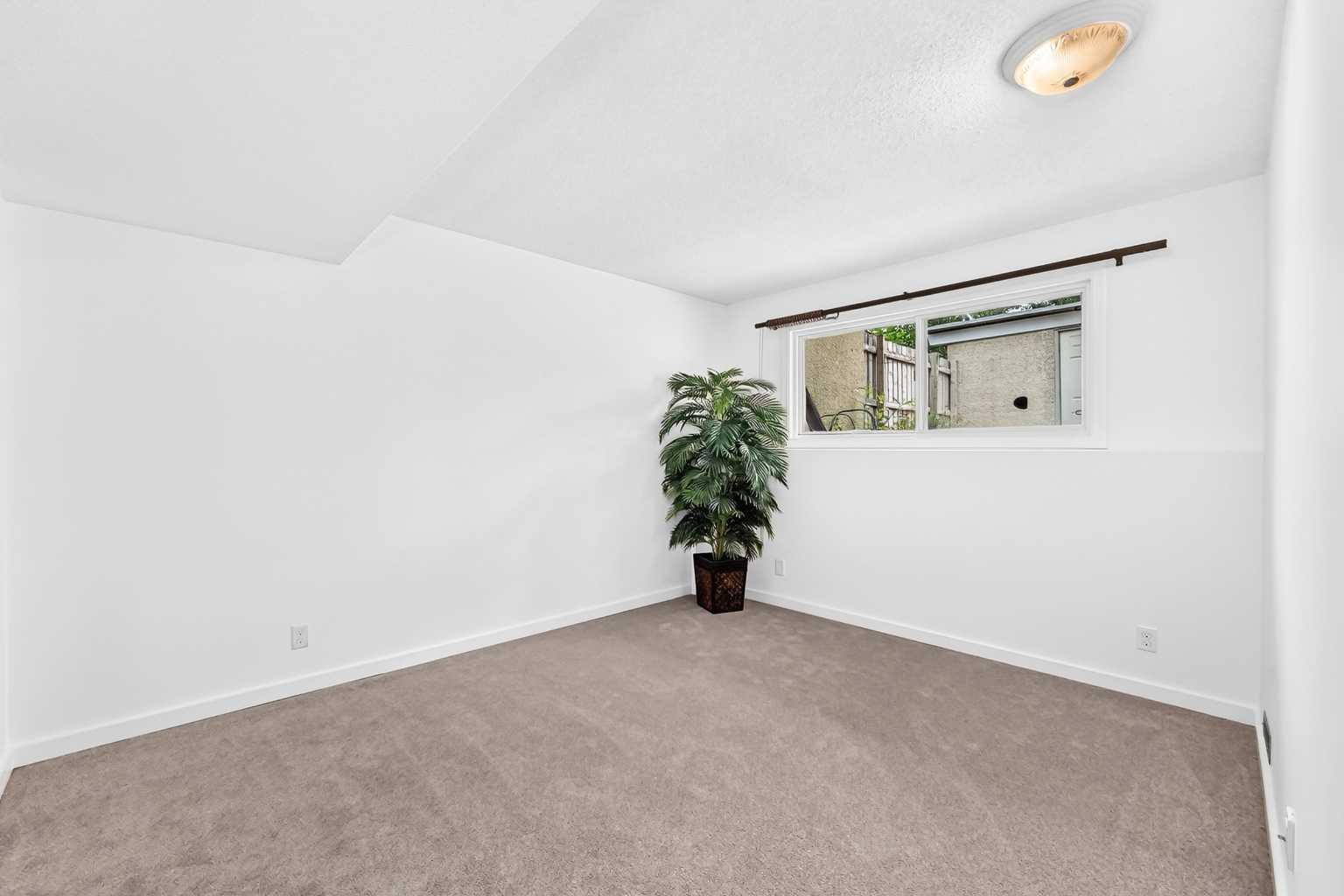 403, 11010 Bonaventure Drive SE