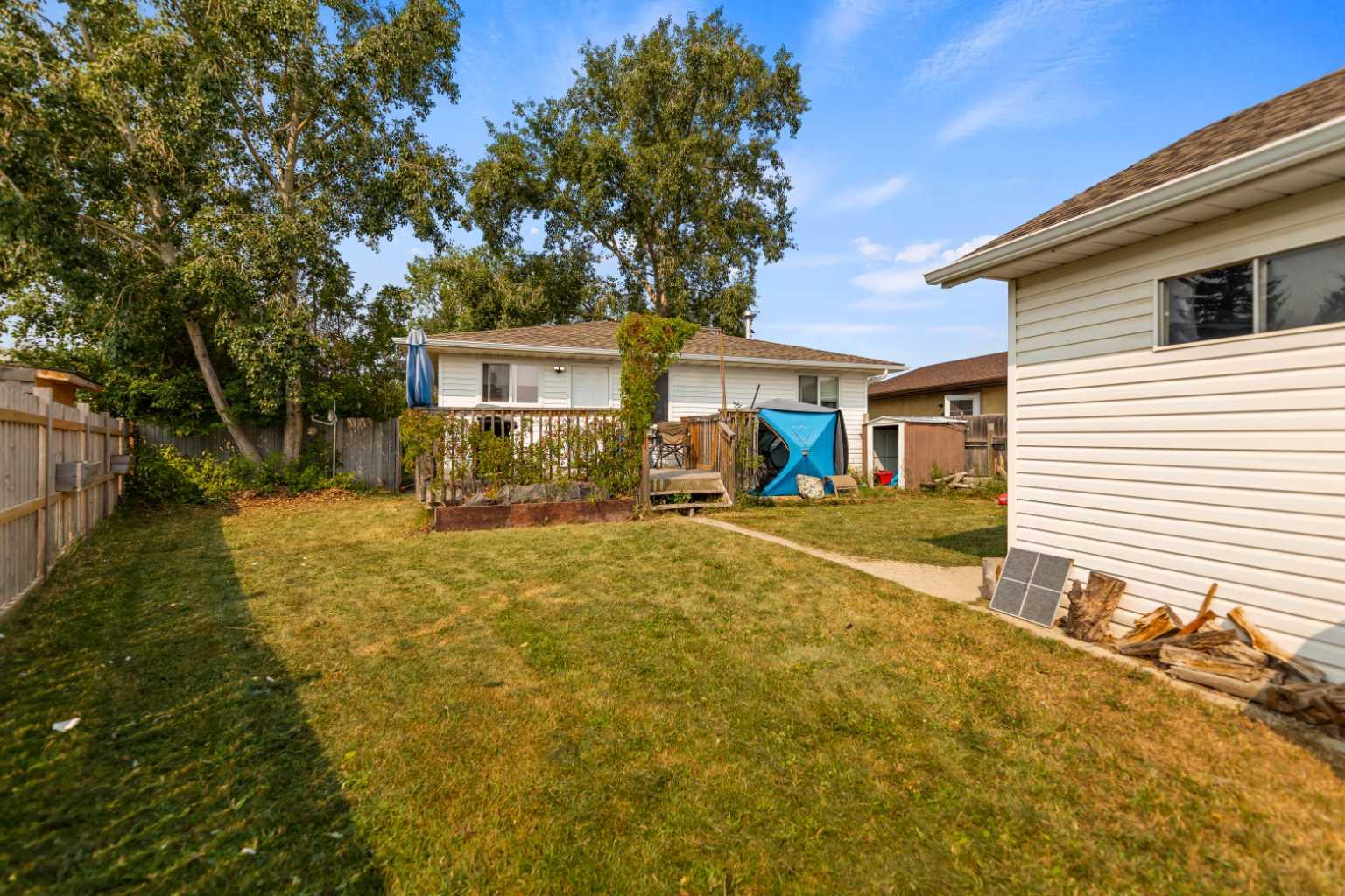 67 Falchurch Crescent NE