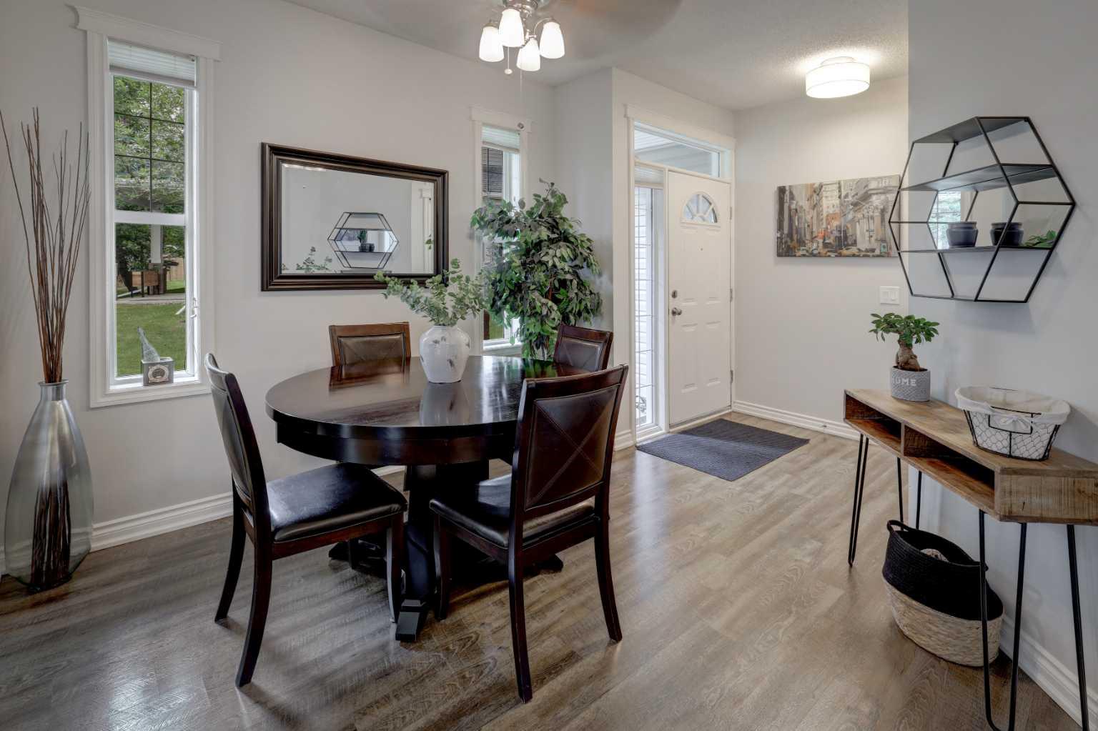 102, 39 Hidden Creek Place NW