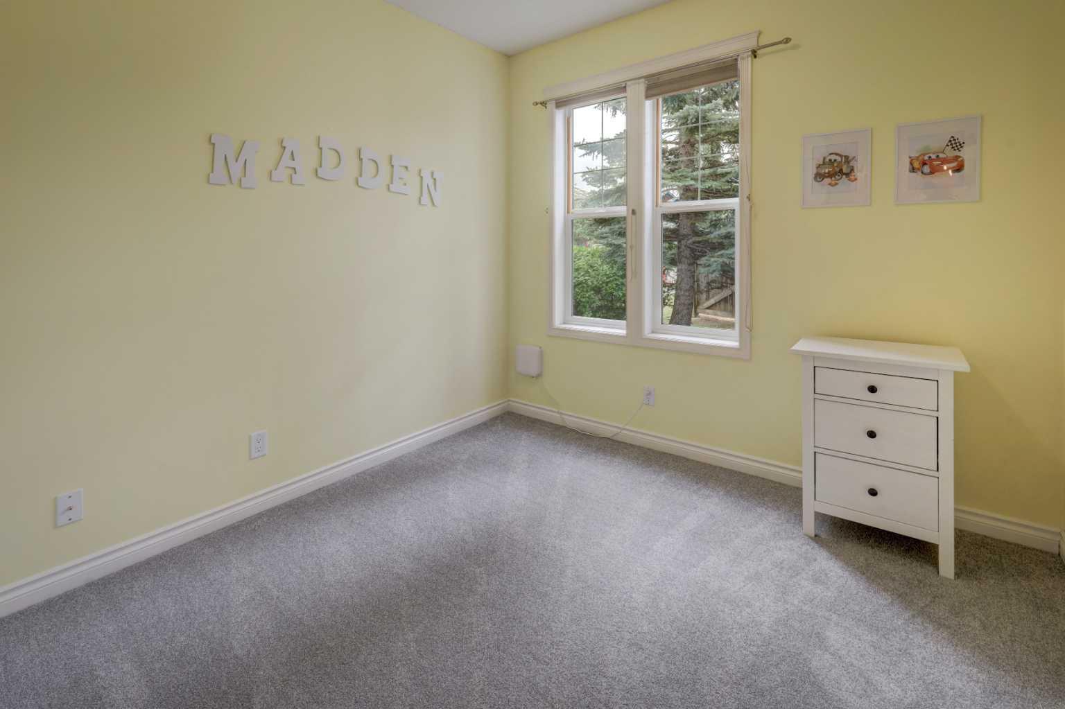 102, 39 Hidden Creek Place NW