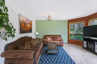75 Manyhorses Drive 