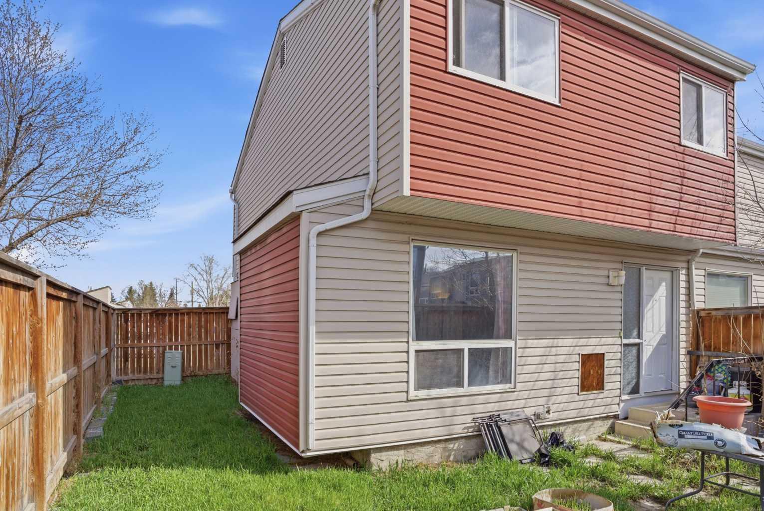 49, 5425 PENSACOLA Crescent SE