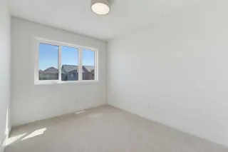 425 Clydesdale Avenue 