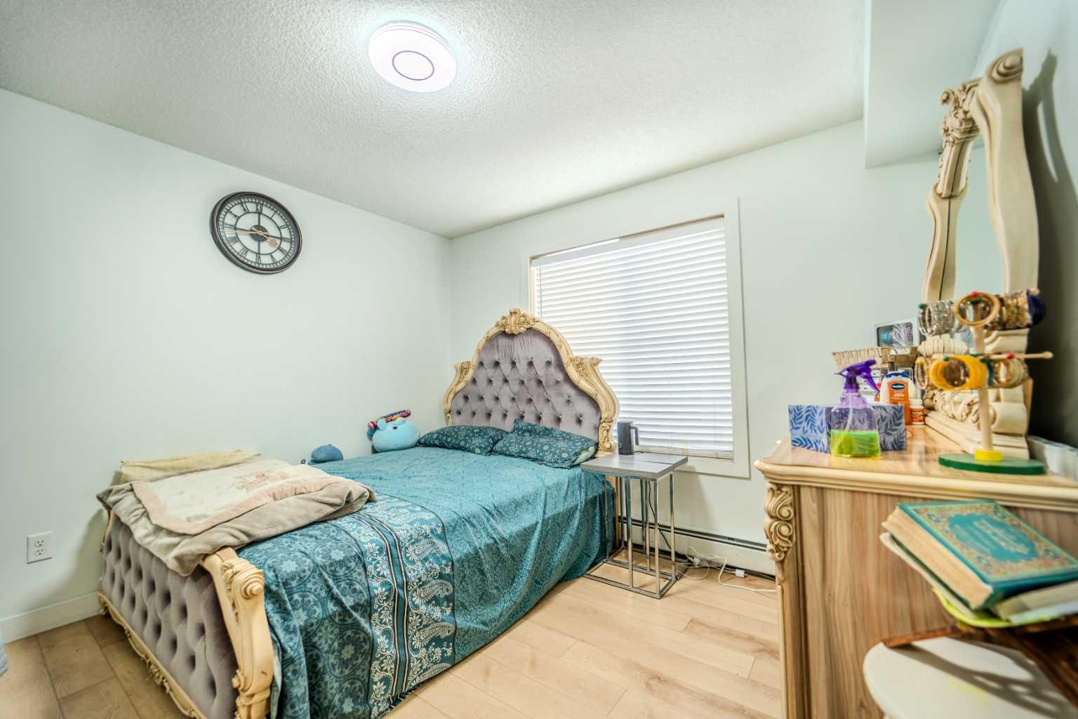 201, 7180 80 Avenue NE