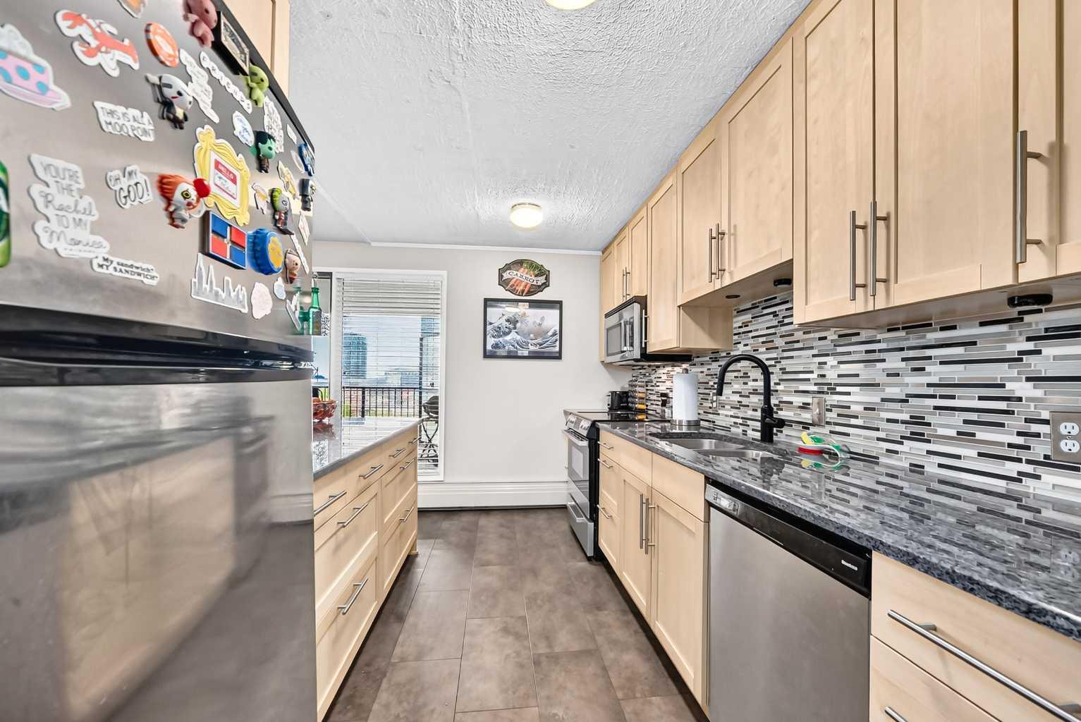 101, 300 Meredith Road NE