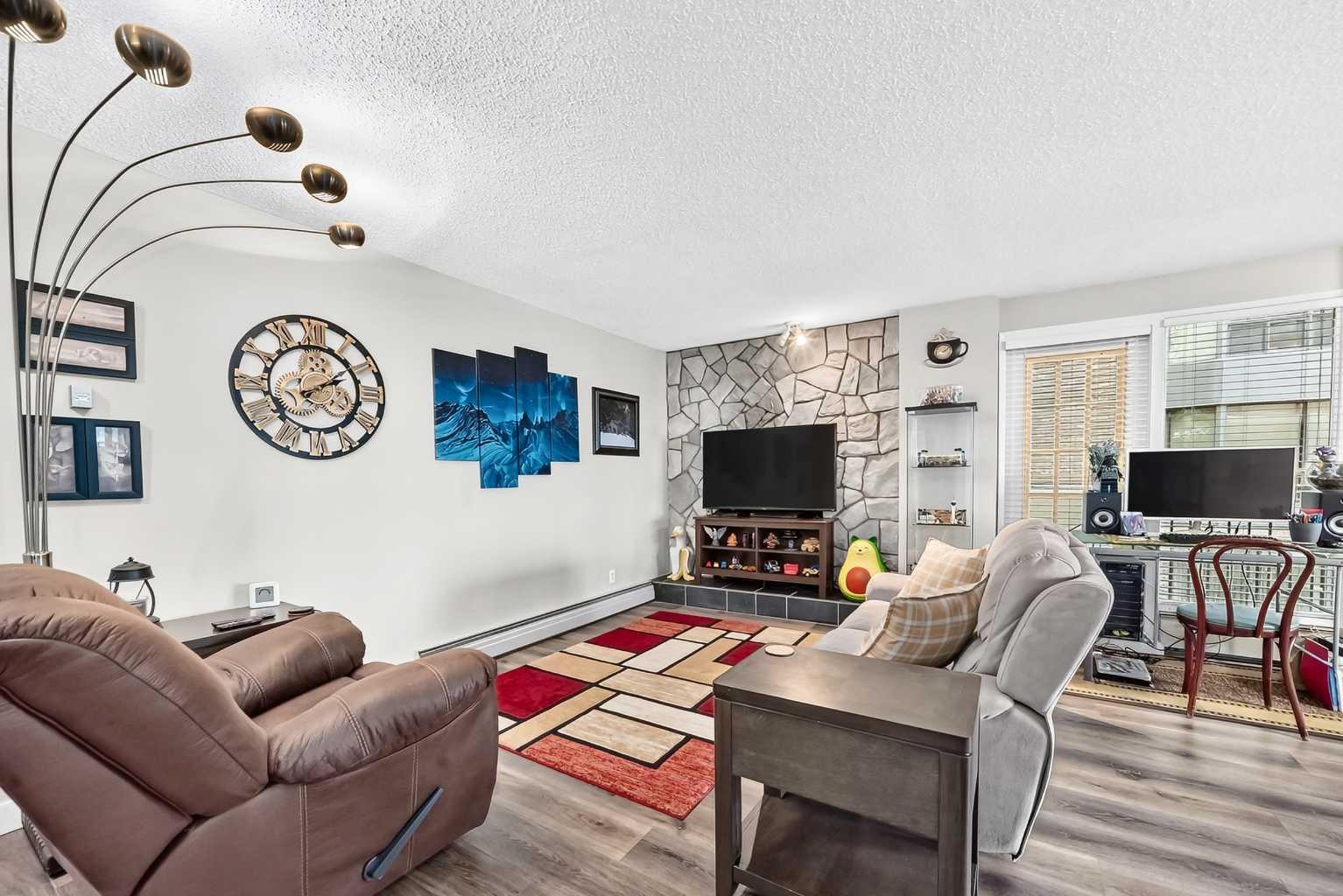 101, 300 Meredith Road NE