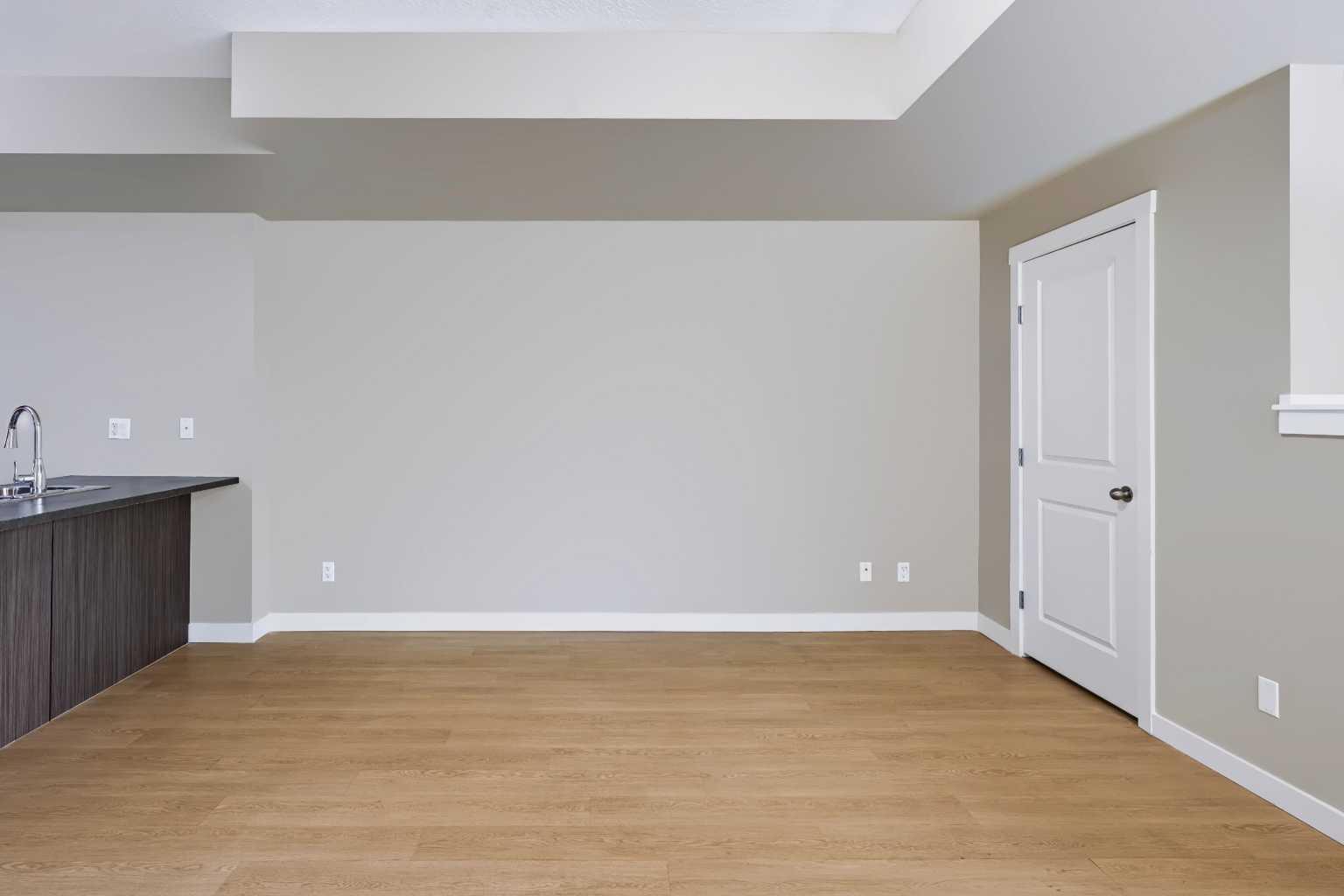 210, 300 Marina Drive 