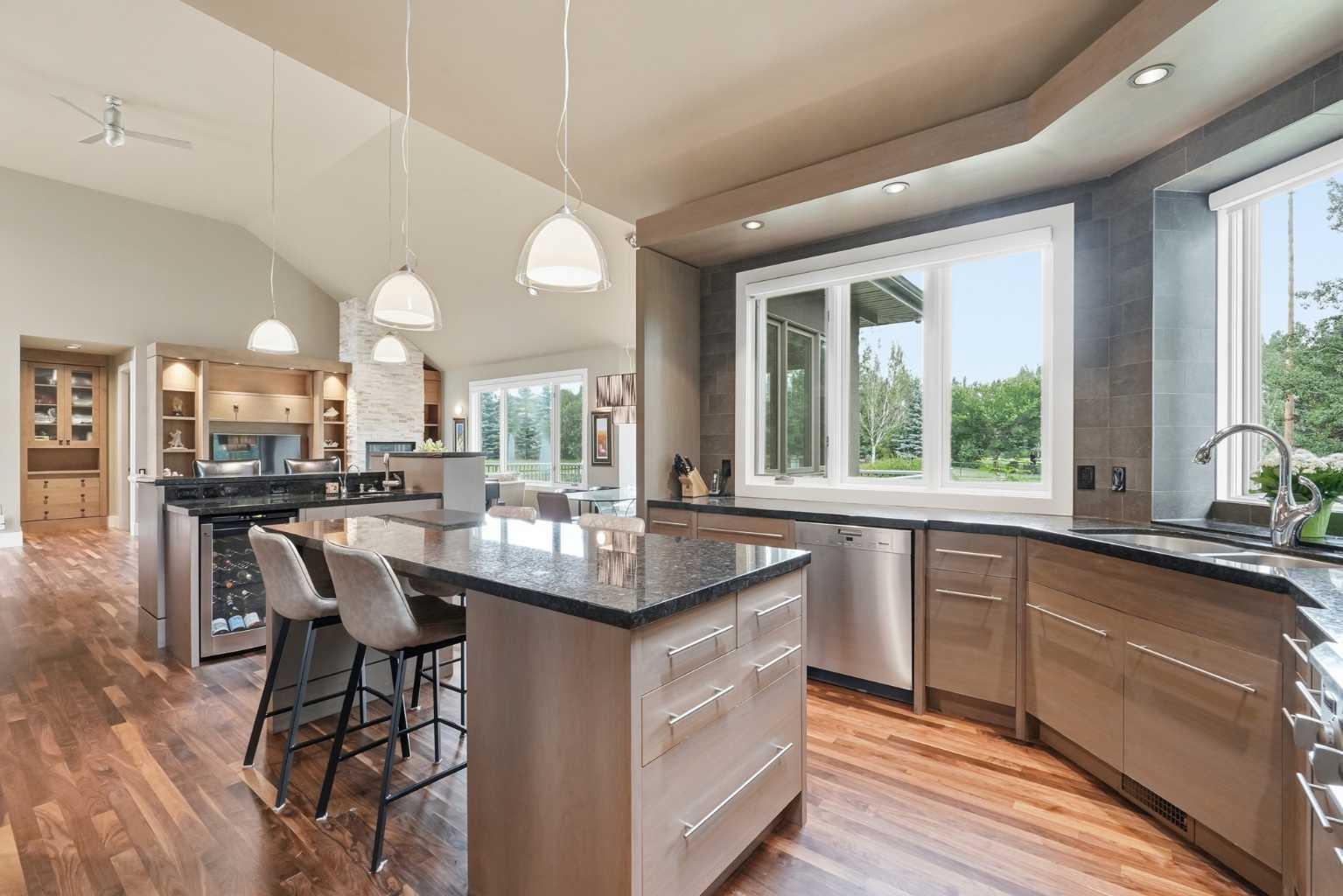 120 Lynx Ridge Road NW