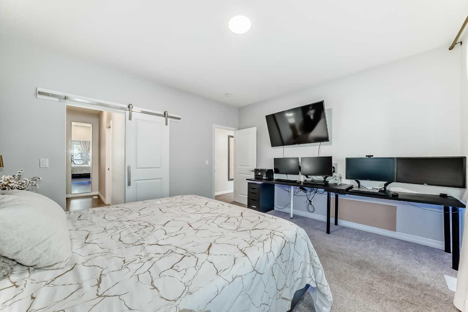1941 Mahogany Boulevard SE