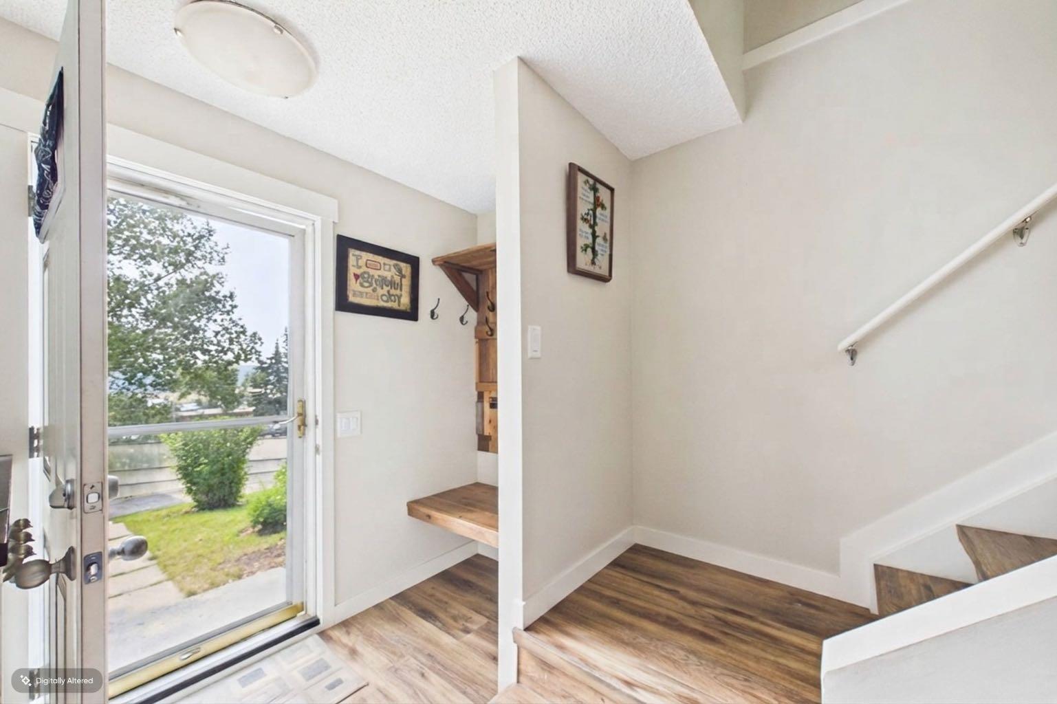 24, 800 Bowcroft Place 