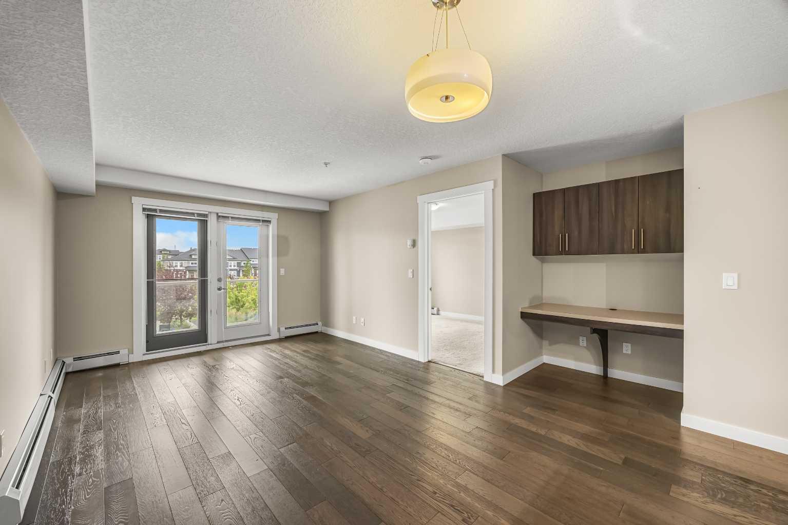 212, 2300 Evanston Square NW