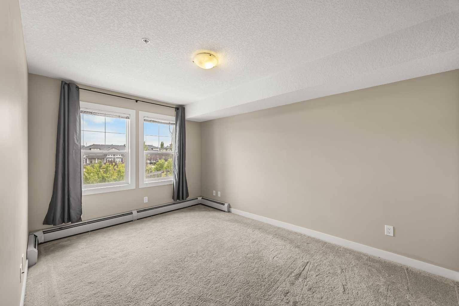 212, 2300 Evanston Square NW