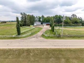 235084 Range Road 275A  