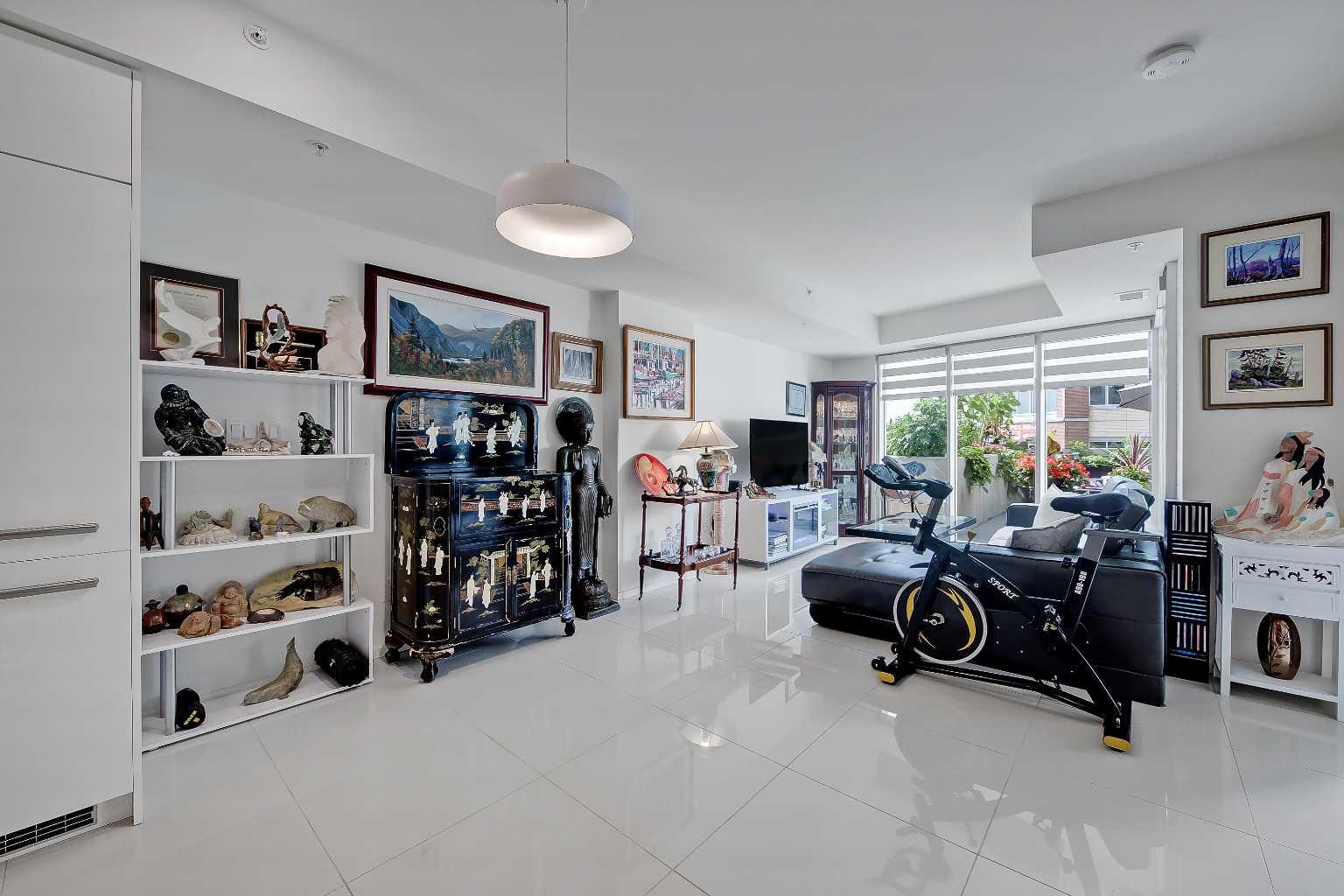 307, 1020 9 Avenue SE