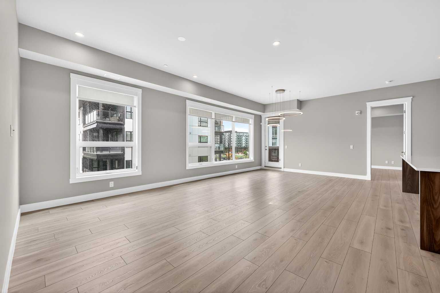 302, 275 Lebel Crescent NW