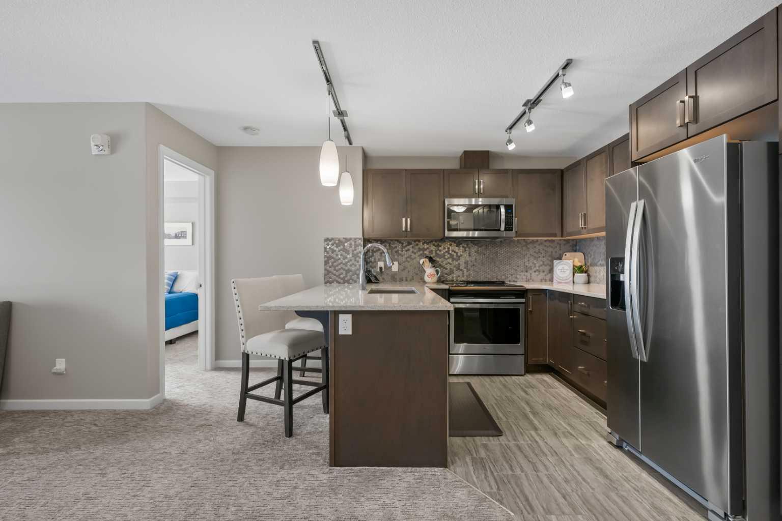 2105, 10 Market Boulevard SE