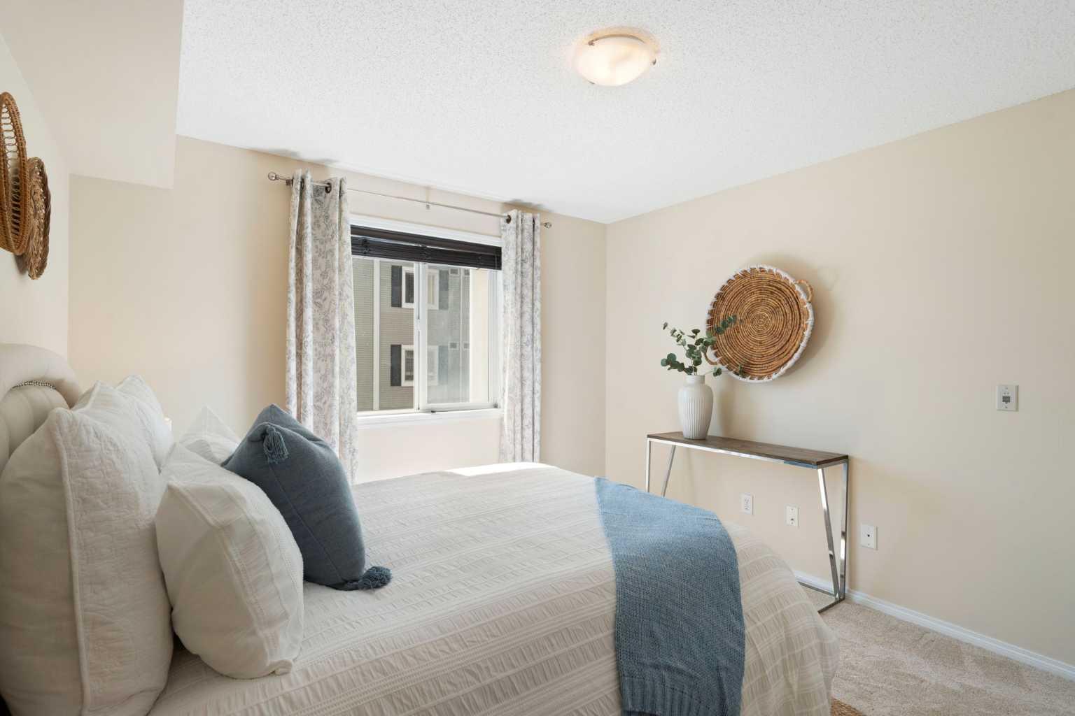 5209, 69 Country Village Manor NE