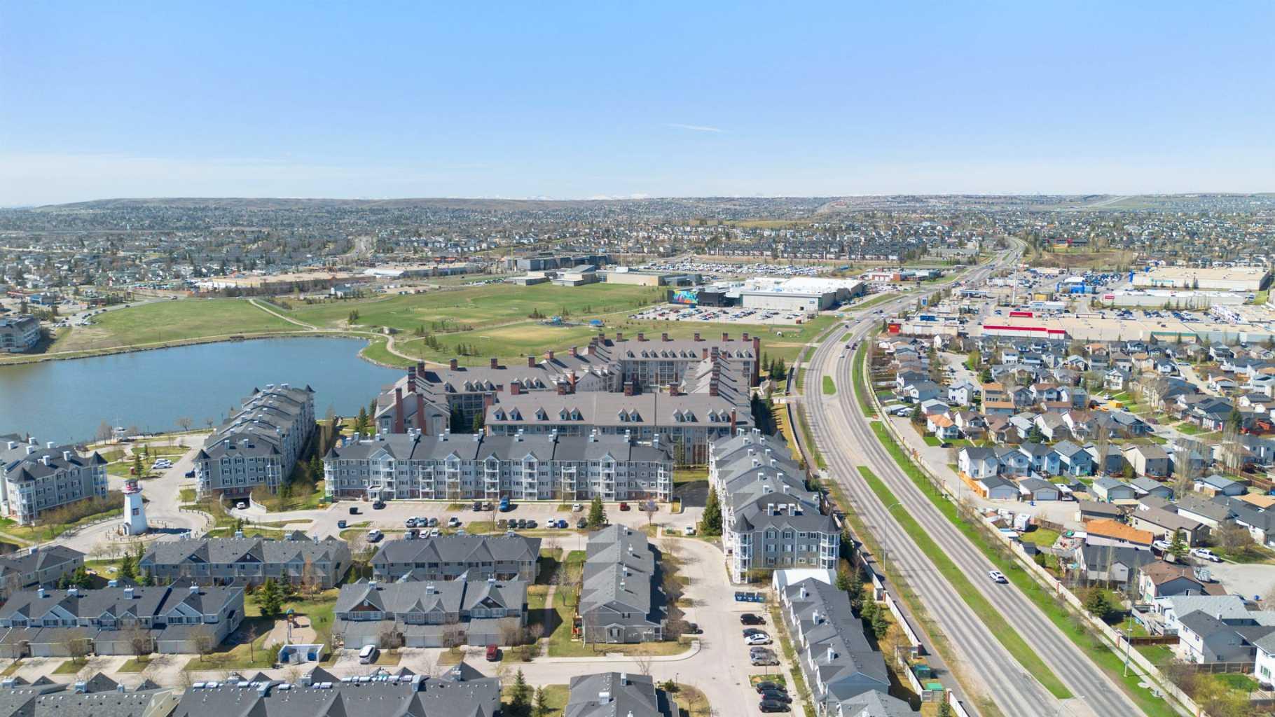 5209, 69 Country Village Manor NE