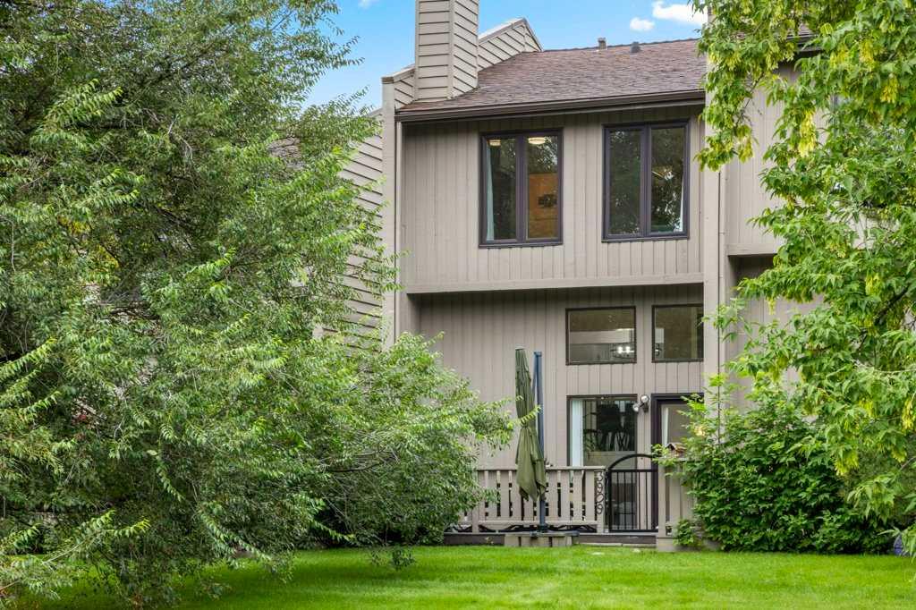 3909 Point Mckay Road NW