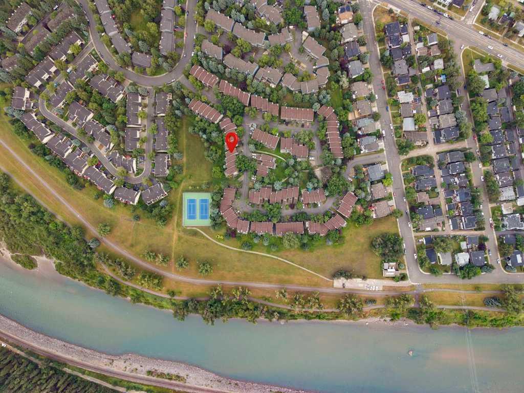 3909 Point Mckay Road NW