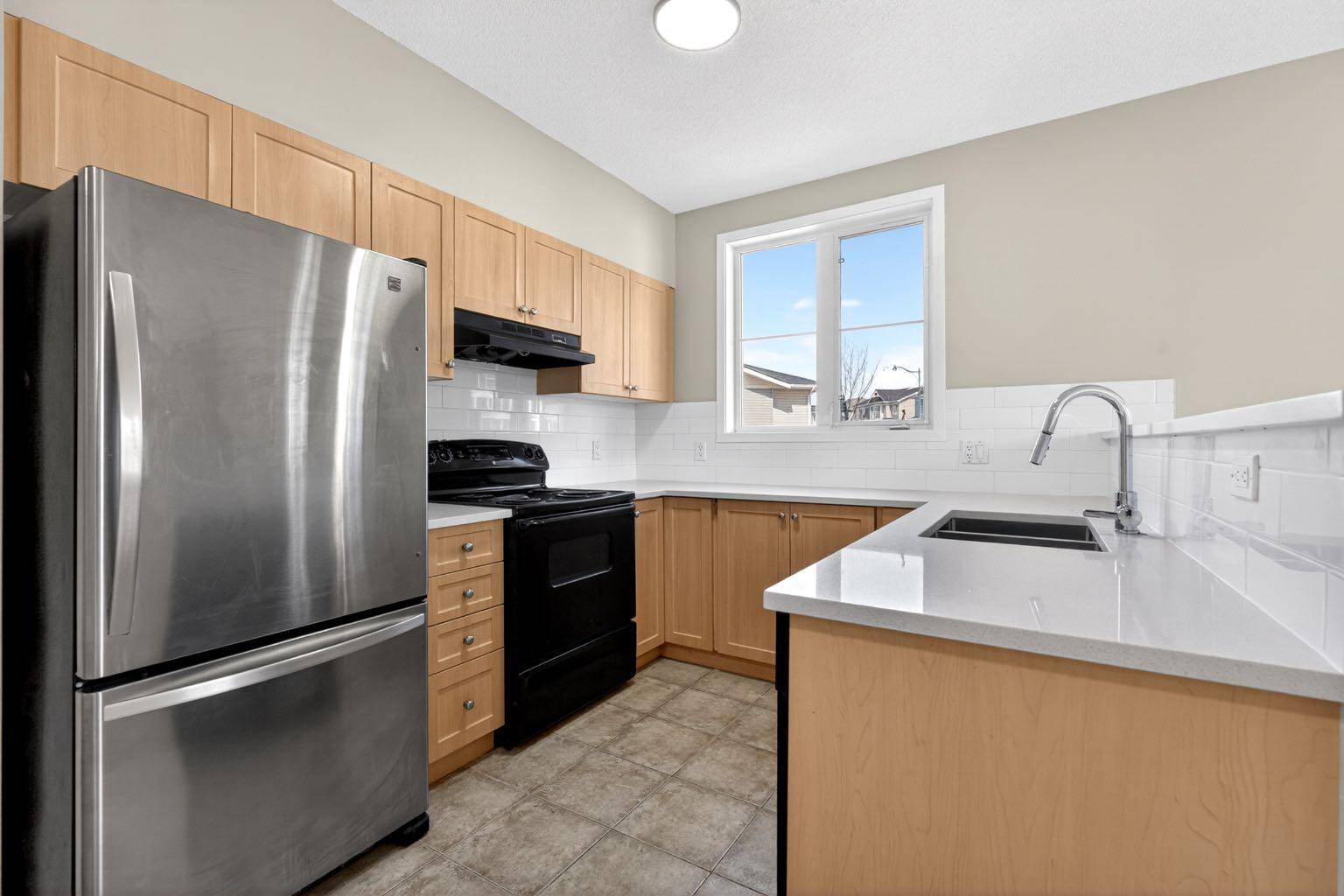 2102, 333 Taravista Drive NE