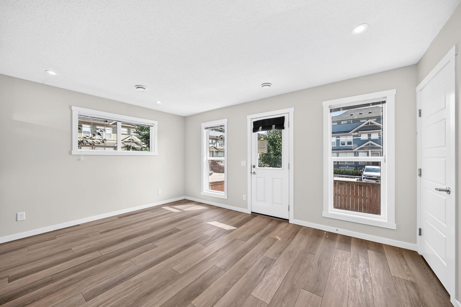 428 Cranbrook Square SE