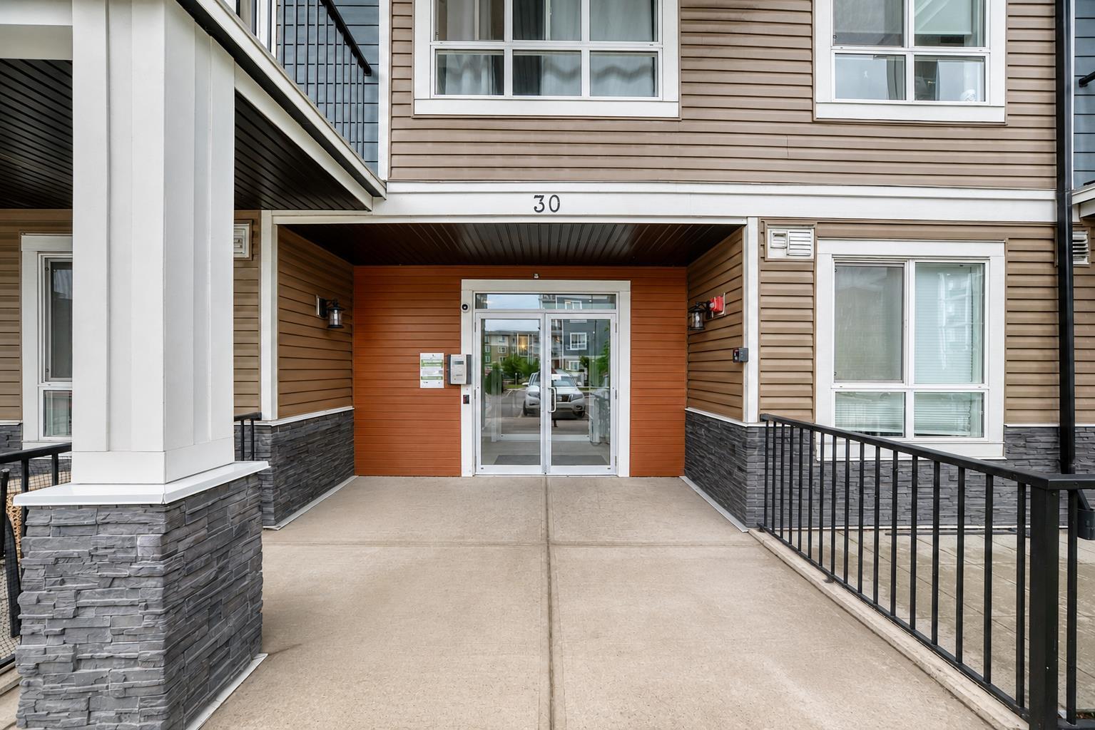 409, 30 Walgrove Walk SE